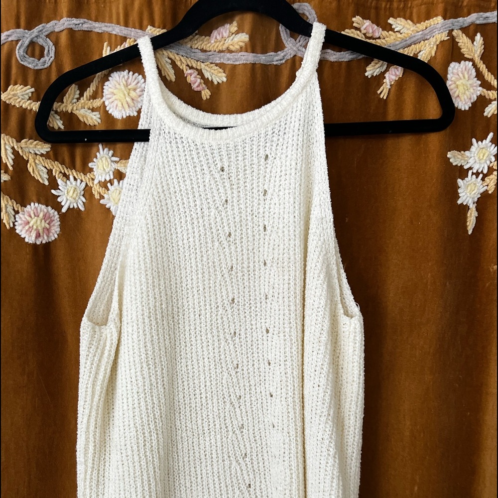 Halter tank